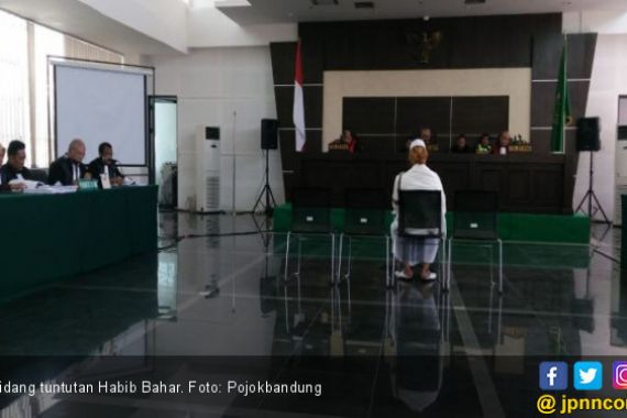 Habib Bahar Dituntut 6 Tahun Penjara-Denda Rp 50 Juta - JPNN.COM