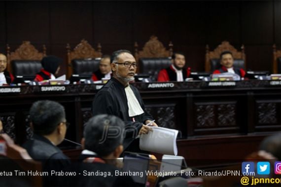 Kubu Jokowi Tidak Permasalahkan Status Ganda BW di Tim Hukum Prabowo - JPNN.COM
