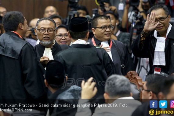 Tim Hukum Prabowo Sebut Jokowi Otoriter Seperti Orde Baru - JPNN.COM