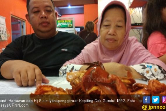 Kepiting Cak Gundul 1992 Surabaya, Gemuk, Bikin Ngiler - JPNN.COM