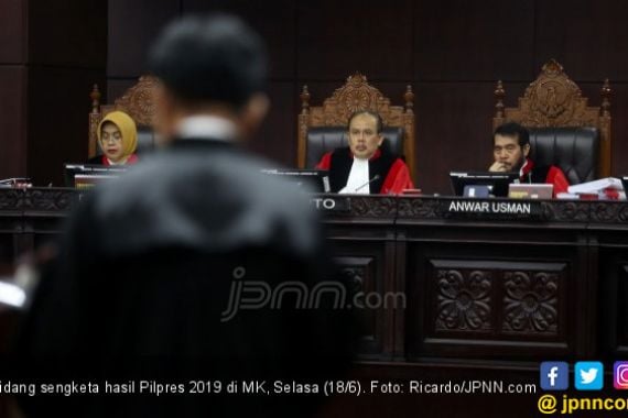 Sidang Sengketa Hasil Pilpres 2019: Jawaban Tim Kuasa Hukum KPU Menohok Banget - JPNN.COM