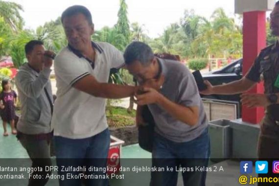Detik – detik Mantan Anggota DPR Dibekuk, Dijebloskan ke Lapas - JPNN.COM