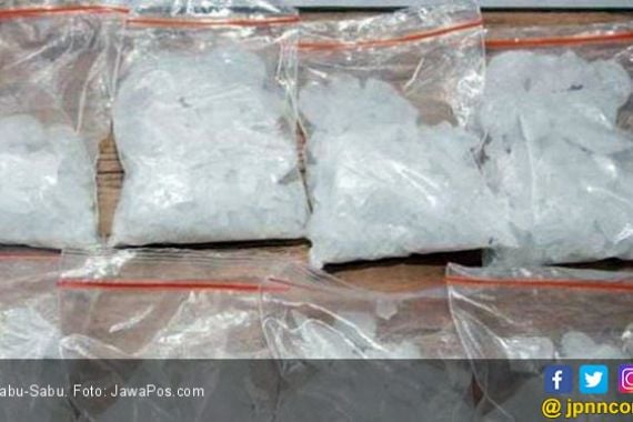 Asyik Pakai Narkoba di Apartemen Jakarta Barat, Darwin Ditangkap - JPNN.COM