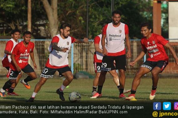 Jelang Kontra PSIS, Begini Instruksi Khusus Teco ke William Pacheco - JPNN.COM