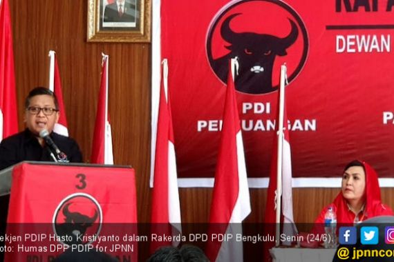 Megawati Banggakan Spirit Kader Banteng di Daerah Asal Bu Fatmawati - JPNN.COM