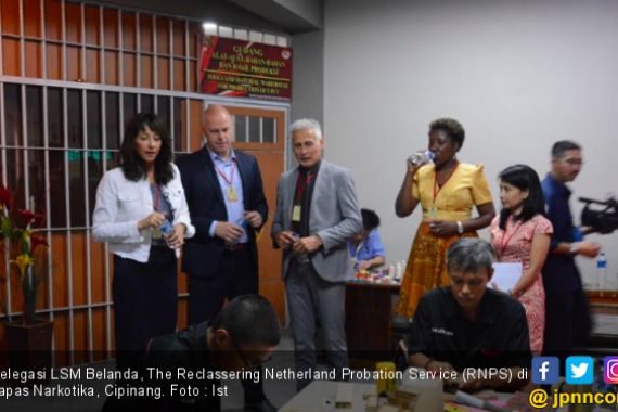 Delegasi Belanda Apresiasi Pembinaan Napi di Lapas Narkotika Cipinang - JPNN.COM