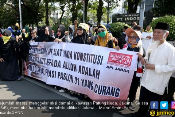 Lihat, Sudah Ada Aksi Minta MK Diskualifikasi Jokowi – Ma’ruf - JPNN.COM