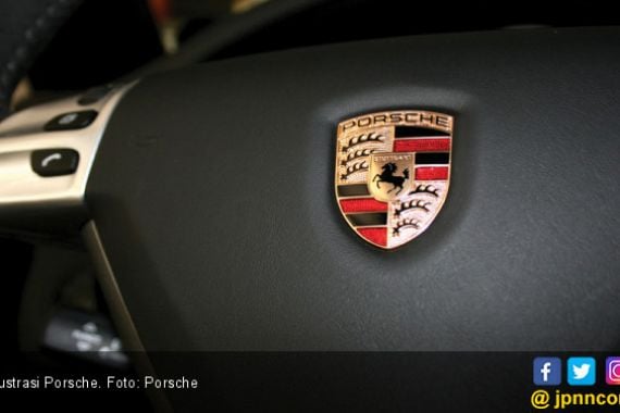 Porsche Siapkan Crossover dengan 4 Motor Listrik - JPNN.COM