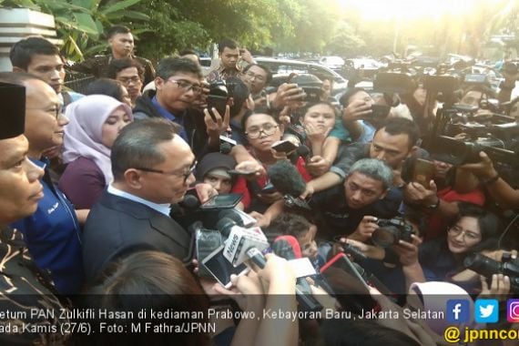 MK Belum Selesai Baca Putusan, Ketum PAN Sudah Pamit kepada Prabowo - JPNN.COM