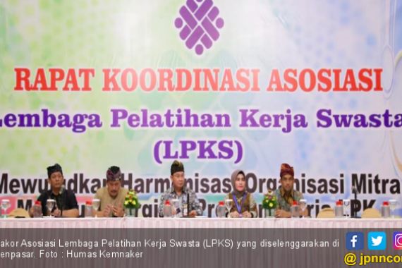 Kemnaker Ajak LPKS Tingkatkan Kualitas Pelatihan Kerja - JPNN.COM