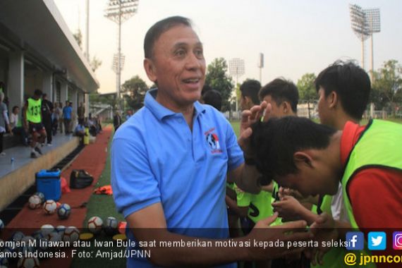 Komitmen Caketum PSSI Iwan Bule untuk Pembinaan Pesepak Bola Muda - JPNN.COM