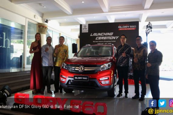 DFSK Glory 560 Siap Jadi Mobil Keseharian Warga Bali - JPNN.COM