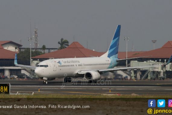 Garuda Indonesia GA 271 Mendarat Darurat di Bandara Halim - JPNN.COM