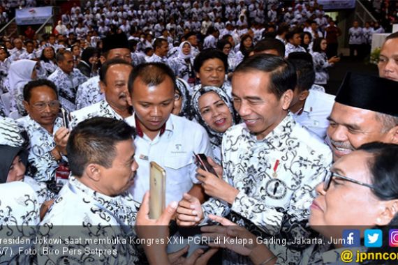 Pesan Pak Jokowi Untuk Para Guru - JPNN.COM