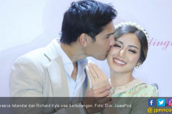 Pernikahan Jessica Iskandar dan Richard Kyle Diundur? - JPNN.COM