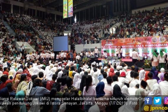 Aliansi Relawan Jokowi Gelar Halalbihalal dan Santuni 10 Ribu Anak Yatim - JPNN.COM