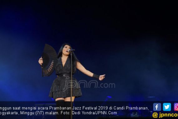 Tampil di Prambanan Jazz Festival 2019, Anggun C Sasmi Ingat Pernah Pacaran di sana, tapi.. - JPNN.COM