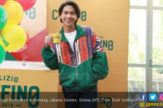 Iqbaal Ramadhan Membayangkan Sosok Dilan - JPNN.COM