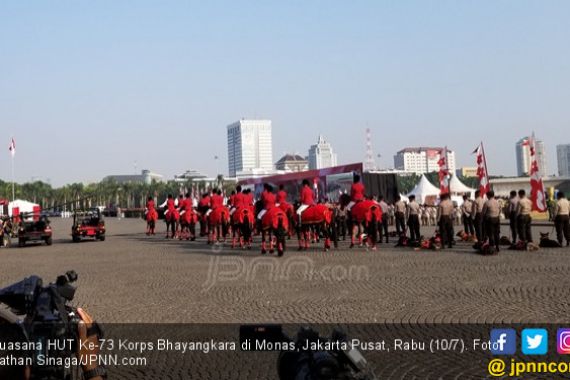 HUT Ke-73 Bhayangkara: 2 Jam Saja karena Presiden Jokowi Ada Kegiatan di NTT - JPNN.COM