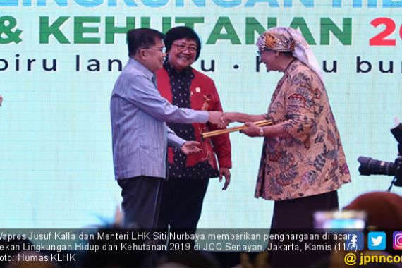 Wapres JK dan Menteri Siti Berikan Penghargaan Kalpataru Untuk 10 Pejuang Lingkungan - JPNN.COM