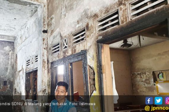 DPR Minta Pemda Malang Segera Bangun Sekolah yang Terbakar - JPNN.COM