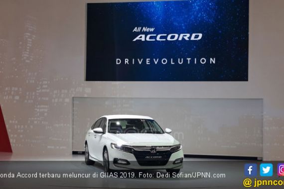 Honda Accord Terbaru Menggoda Lantai GIIAS 2019 - JPNN.COM