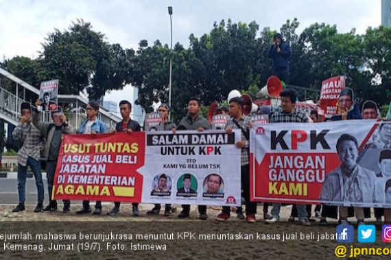 Mahasiswa Desak KPK Tangkap Lukman dan Musyaffa - JPNN.COM