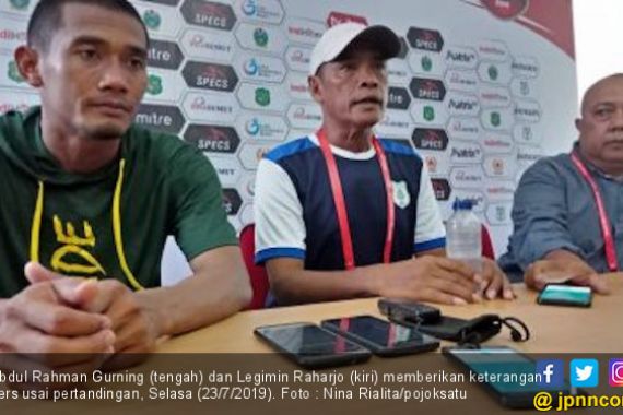 PSMS vs Persita, Gurning: Rendi Saputra Layak Diberikan Predikat Pemain Terbaik - JPNN.COM