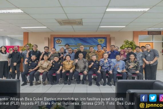 Bea Cukai Terbitkan Izin PLB Barang Jadi Non-MMEA Pertama di Indonesia - JPNN.COM