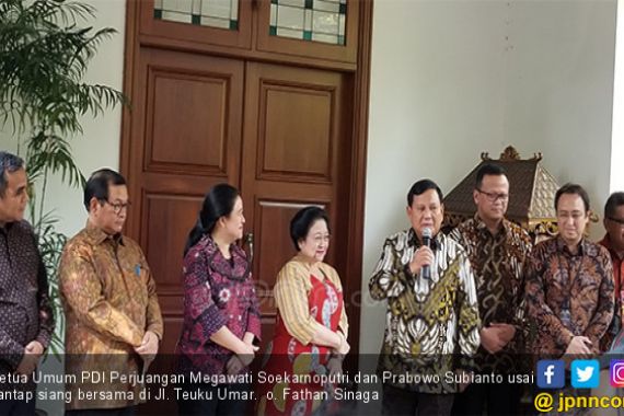 Megawati: Politik Nasi Goreng Ternyata Ampuh - JPNN.COM
