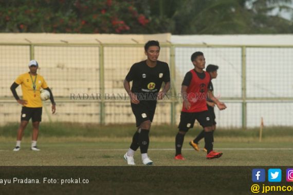 Permainan Barito Putera Membaik, Djadjang Nurdjaman Puji Bayu Pradana - JPNN.COM