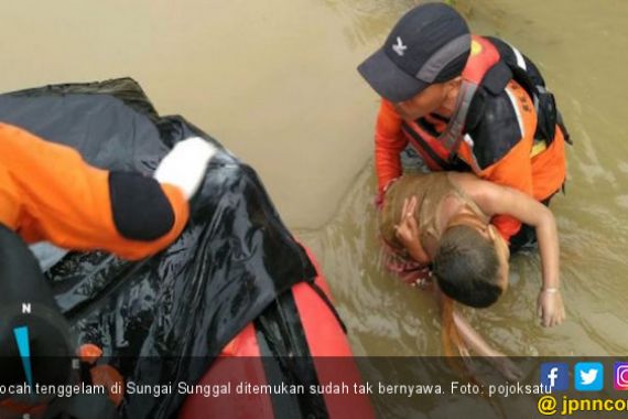 Dua Bocah Tewas Tenggelam di Kolam Renang Sebuah Rumah yang Direnovasi - JPNN.COM