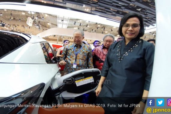 Sri Mulyani Buka-bukaan Terkait Aturan Kendaraan Listrik - JPNN.COM