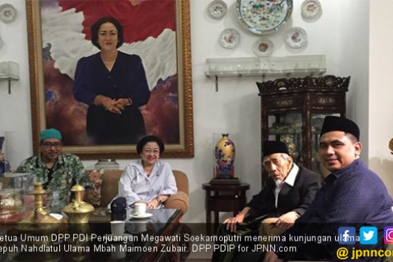 Mbah Moen dan Putranya Temui Megawati, Ada Apa ya? - JPNN.COM