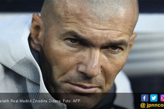 Marah, Zidane Hindari Ruang Ganti Pemain Real Madrid - JPNN.COM