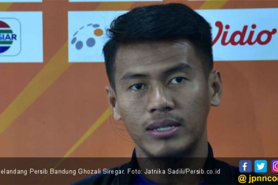 Gelandang Persib Umbar Sesumbar Besar Kontra Arema FC - JPNN.COM