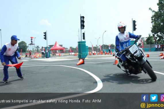 Metode Uji Baru Sukses Hasilkan Instruktur Safety Riding Honda Mumpuni - JPNN.COM