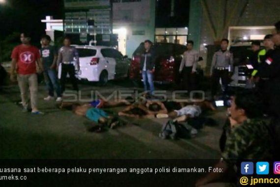 Anggota Polisi Menjadi Korban Pengeroyokan Saat Penangkapan Irwanto Cs - JPNN.COM