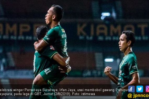 Diwarnai Kartu Merah, Persebaya Tumbangkan Persipura Jayapura - JPNN.COM