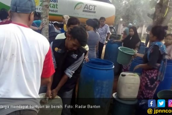 Bantuan Air Bersih Terus Mengalir - JPNN.COM