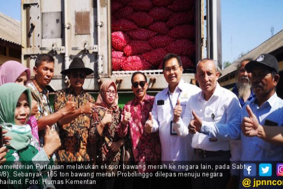 Produk Bawang Merah Probolinggo Serbu Thailand - JPNN.COM