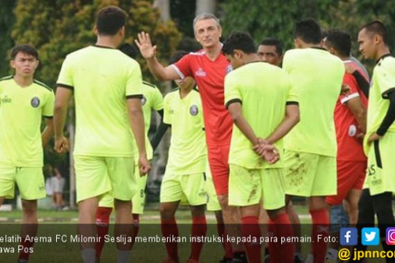 Milo Ingin Arema FC Perpanjang Rekor Tiga Laga Tak Terkalahkan Atas Persebaya - JPNN.COM