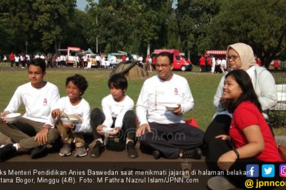 Anies Baswedan dan Khofifah Indar Parawansa Ikut ke Istana Bogor - JPNN.COM