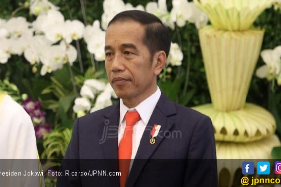 Jokowi Minta Maaf pada Prabowo, Tepuk Tangan Langsung Membahana - JPNN.COM