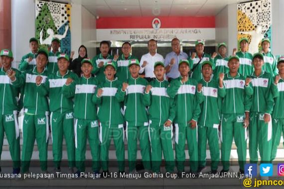 Timnas Pelajar Indonesia U-16 Dilepas Sesmenpora ke Gothia Cup Tiongkok 2019 - JPNN.COM