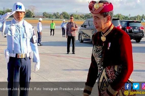 Di Hadapan Prabowo, Jokowi Pamer Menang Telak di Bali - JPNN.COM