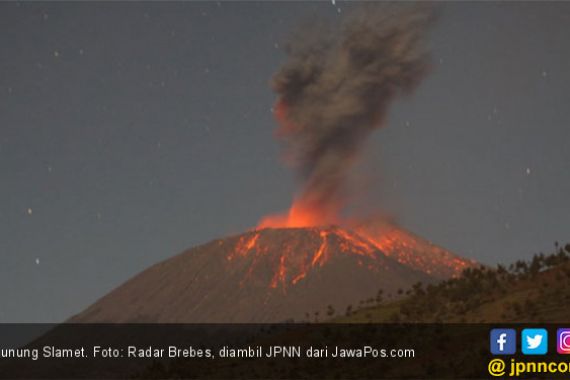 Pakar: Gunung Slamet Berpotensi Meletus - JPNN.COM