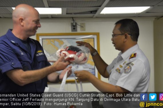 Bakamla RI dan US Coast Guard Berbalas Courtessy Call - JPNN.COM