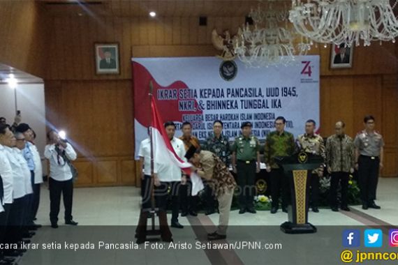 Wiranto Saksikan Ikrar Setia kepada Pancasila oleh Eks Harakah Islam Indonesia - JPNN.COM