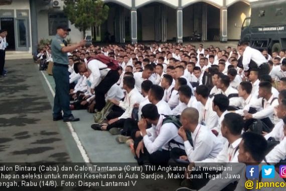 425 Calon Bintara dan Calon Tamtama TNI AL Menjalani Tes Kesehatan - JPNN.COM